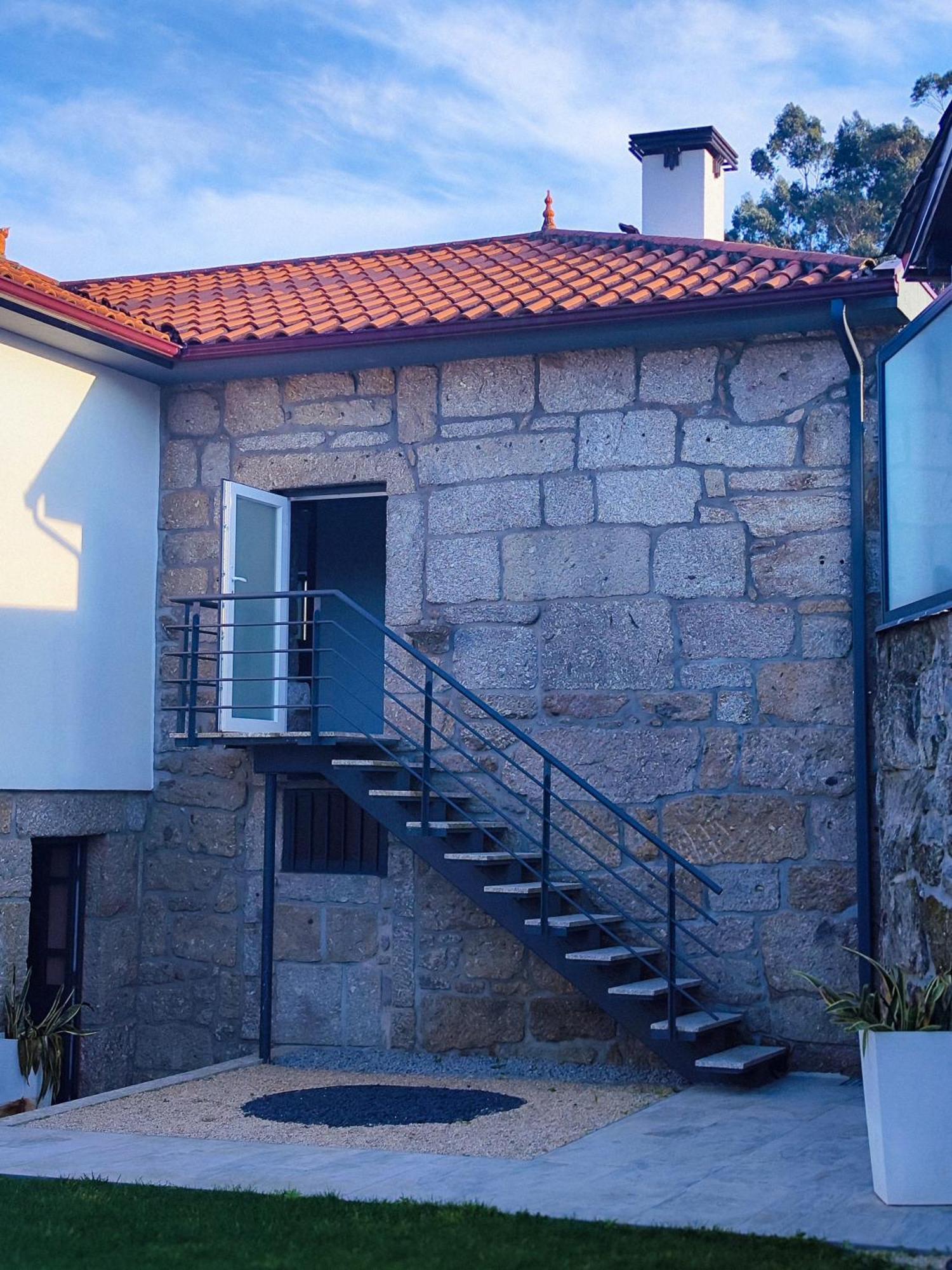 Casa Do Pinheiro - Alojamento Local Повуа-де-Ланнюзу Екстер'єр фото